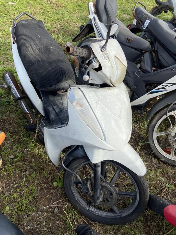 Foto de I/CHARMING BRAVAX BX50CC, ANO/MOD 2013/2014, COR BRANCA, COMBUSTIVEL GASOLINA, PLACA QTT0D23 - AL, RENAVAM 1177148371, ID CHASSI LTEXCBLB9E1