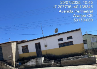 Foto de Descrição: ID100000 Residência dentro de um terreno com área de 344,00m², situada na Rua Cruz do Monte, 210, mun