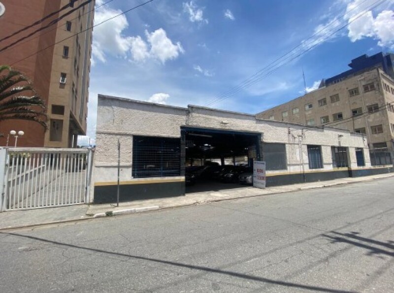 Foto de Comercial em leilão no bairro Barra Funda em São Paulo - SP