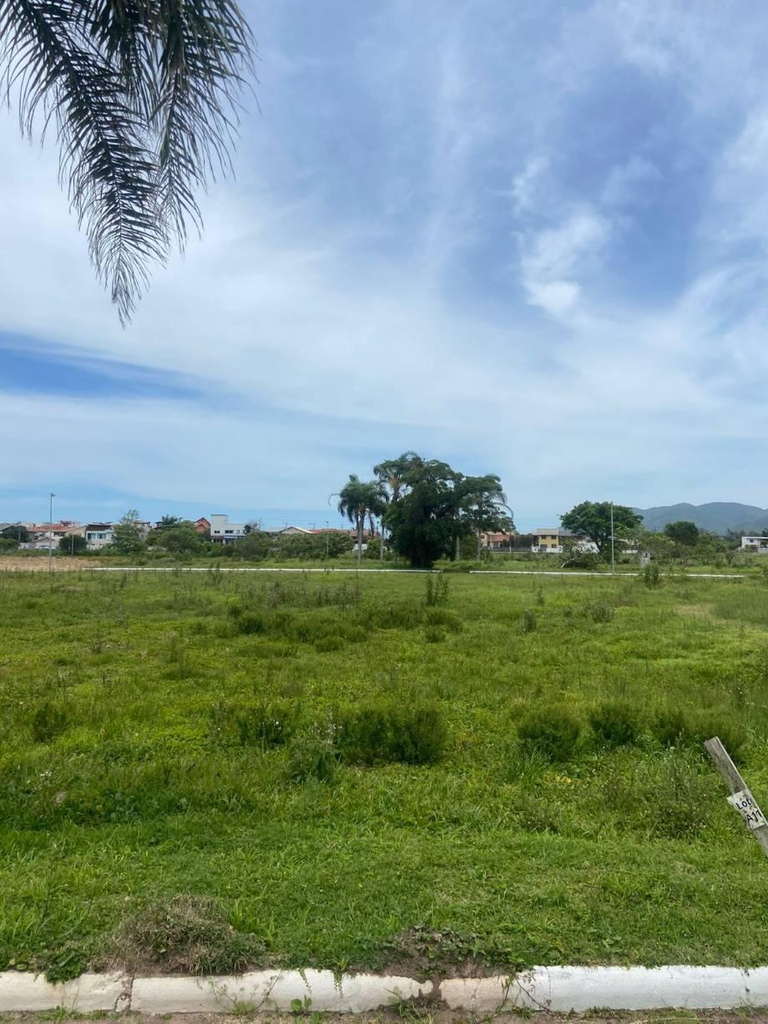 Foto de Terreno em leilão no Condomínio Caravelas Residence Ii em Florianópolis - SC
