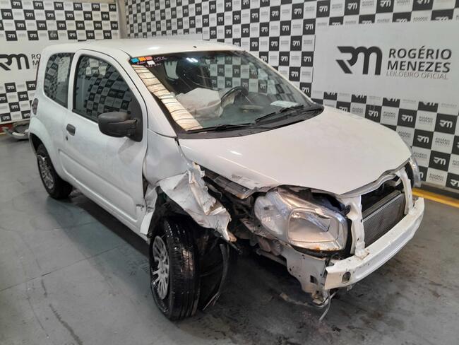 Foto de FIAT UNO VIVACE 1.0 2014/2014 FLEX