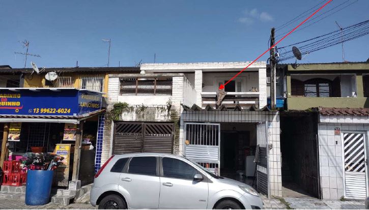 Foto de Apartamento em leilão no Conjunto Residencial Tancredo Neves em São Vicente - SP
