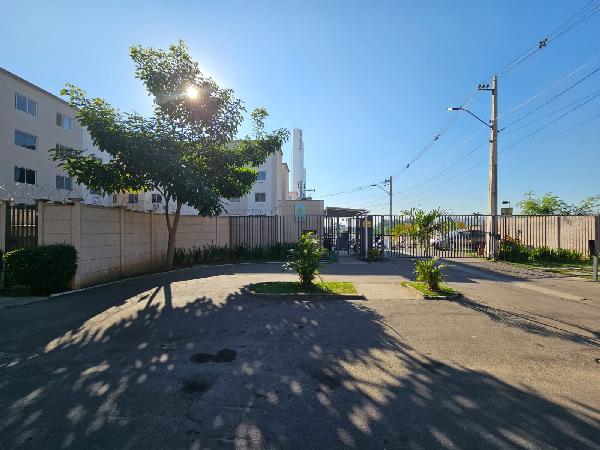 Foto de Apartamento em leilão em São Gonçalo - RJ