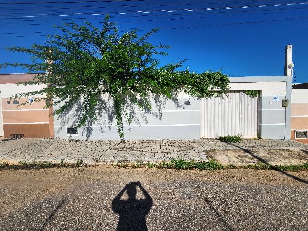 Foto de Casa em leilão no bairro Santa Julia em Mossoró - RN