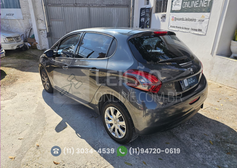 Foto de PEUGEOT/208 ACTIVE MT; 2017/2018; CINZA; ALCO./GASOL. - FUNCIONANDO - IPVA 2026 OK