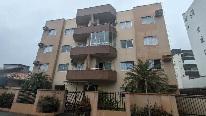 Foto de Apartamento em leilão no Edificio Fragata em Jaraguá Do Sul - SC