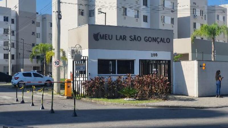 Foto de Apartamento em leilão em São Gonçalo - RJ