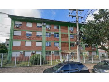Foto de Apartamento em leilão no Edifício Platano I em Porto Alegre - RS