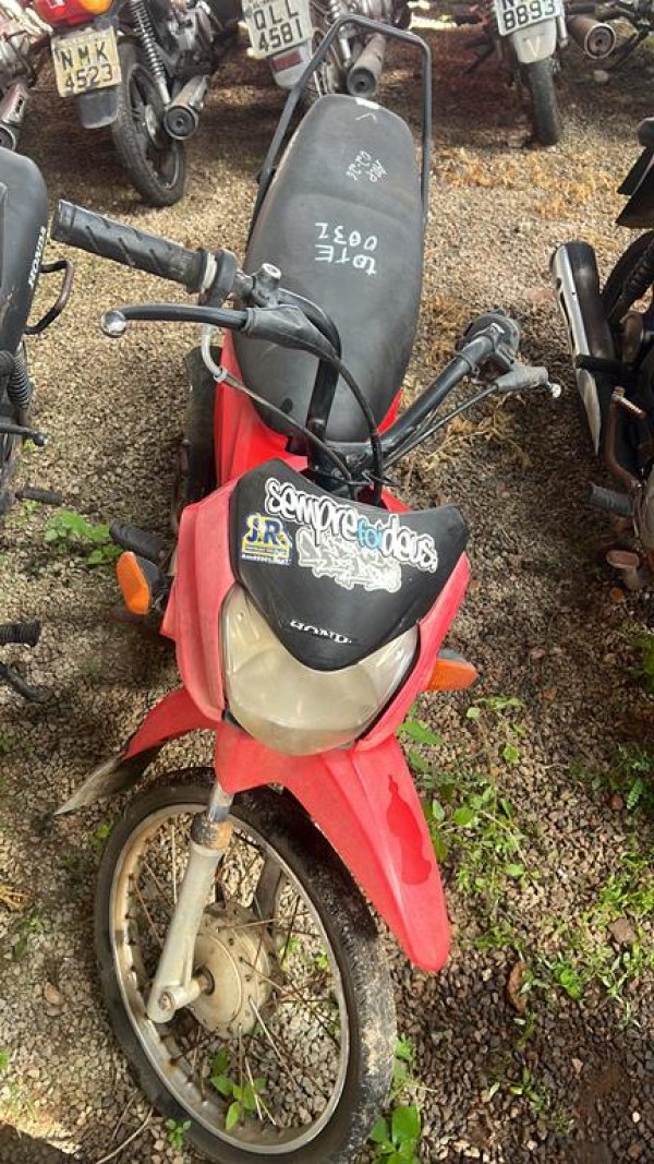 Foto de HONDA/POP 110I, ANO/MOD 2018/2018, COR VERMELHO, COMBUSTIVEL GASOLINA, PLACA QTT3257 - AL, RENAVAM 1189169654, ID CHASSI 9C2JB0100JR029979