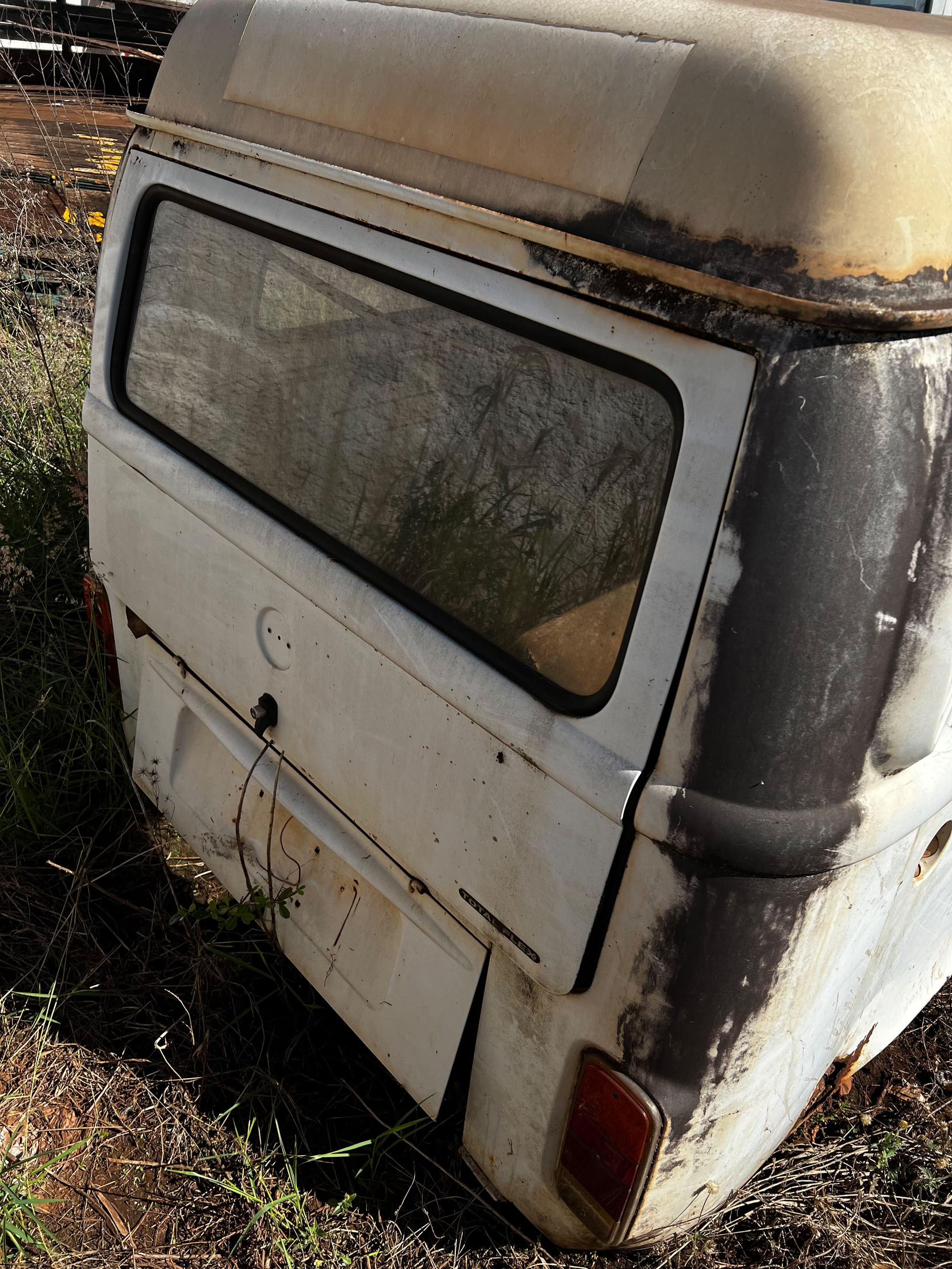 Foto de VW/Kombi (BAIXADO SUCATA)