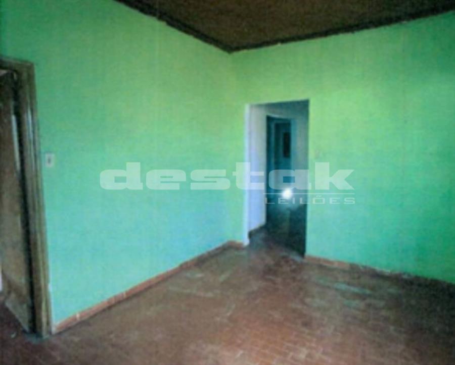 Foto de Casa em leilão no bairro Vila São João em Leme - SP