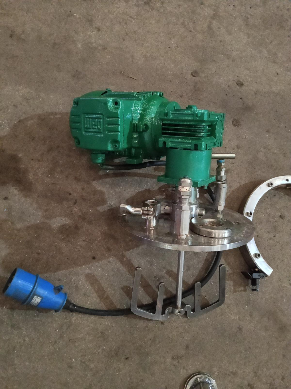 Foto de REATOR EM AÇO INOX COM RESISTENCIA ENCAMISADO, CAPACIDADE 5 LITROS