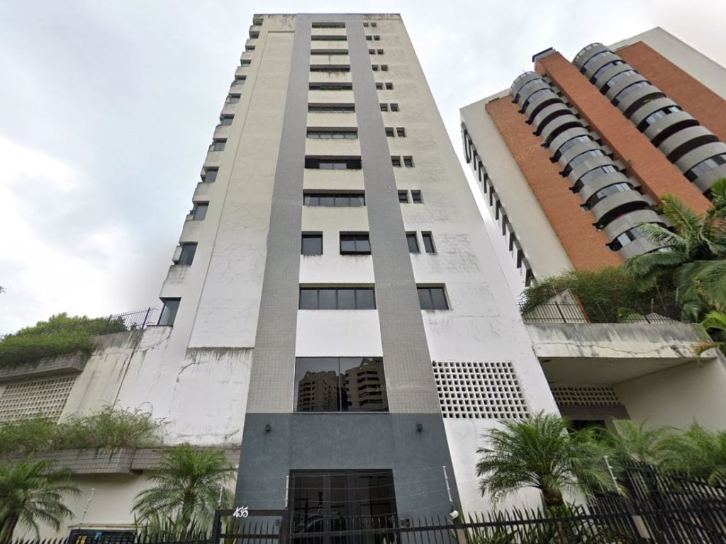 Foto de Apartamento em leilão no Edifício London em São Paulo - SP