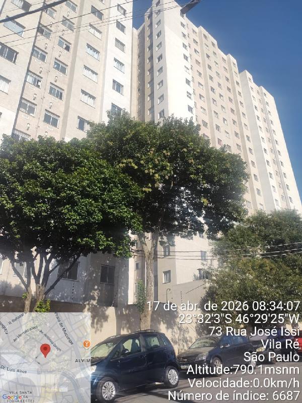 Foto de Apartamento em leilão no bairro Vila Re em São Paulo - SP