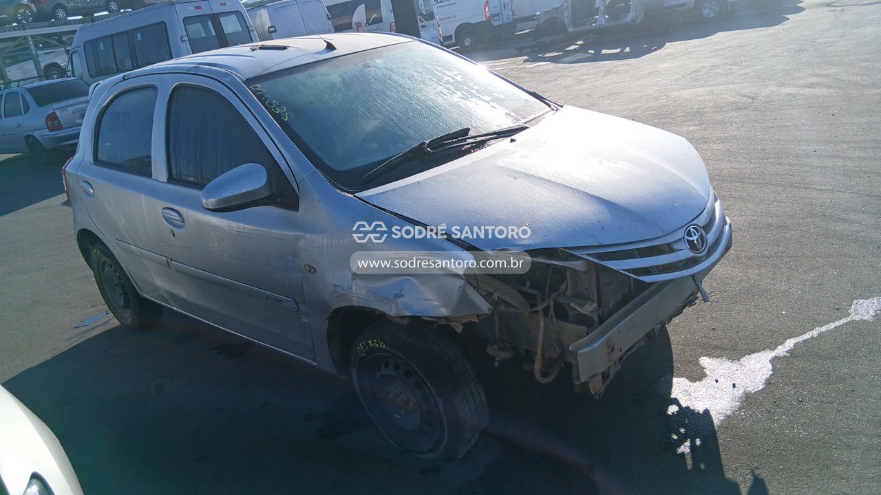 Foto de toyota - etios hb x
