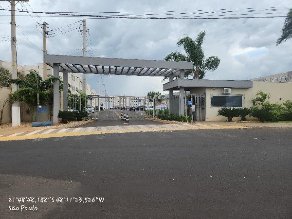 Foto de Apartamento em leilão no bairro Campos Ville em Araraquara - SP