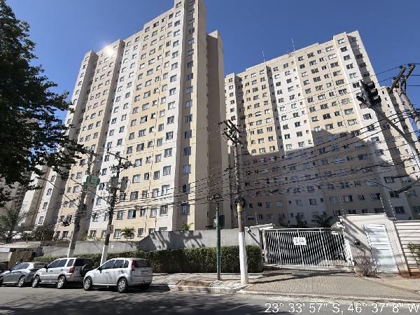 Foto de Apartamento em leilão no bairro Cambuci em São Paulo - SP