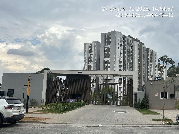 Foto de Apartamento em leilão no bairro Vila Carmosina em São Paulo - SP