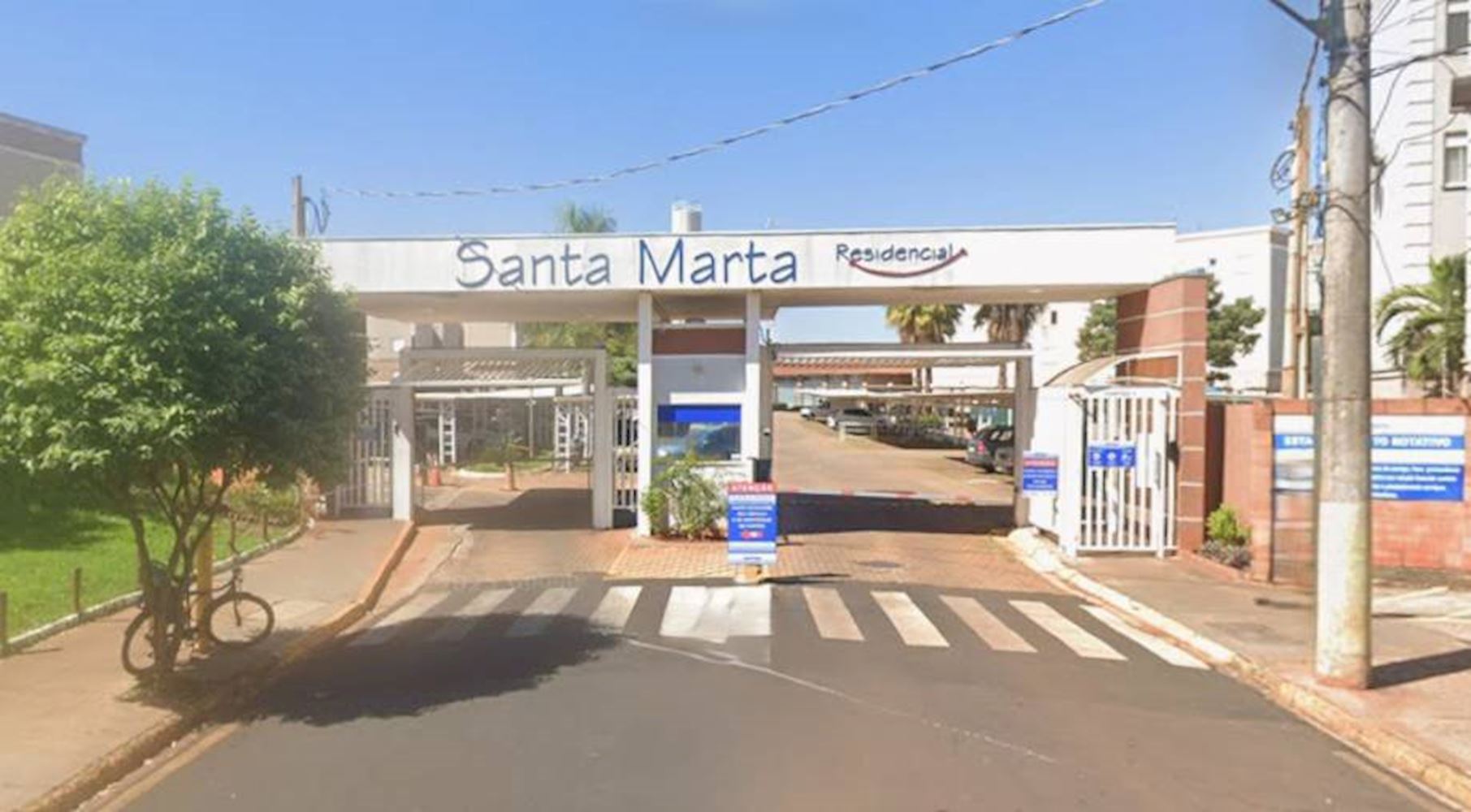 Foto de Apartamento em leilão no Condomínio Residencial Santa Marta em Sertãozinho - SP
