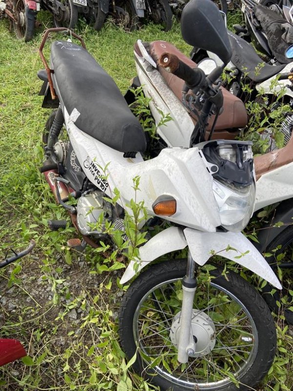 Foto de HONDA/POP 110I, ANO/MOD 2022/2022, COR BRANCA, COMBUSTIVEL GASOLINA, PLACA SAJ6G00 - AL, RENAVAM 1328997909, ID CHASSI 9C2JB0100NR127324, ID