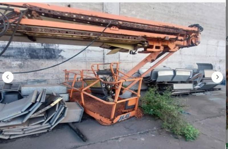 Foto de PLATAFORMA ELEVATORIA JLG1305 SJP ANO 2010 ALCANCE 43 MTS (Ref.: LL8)
