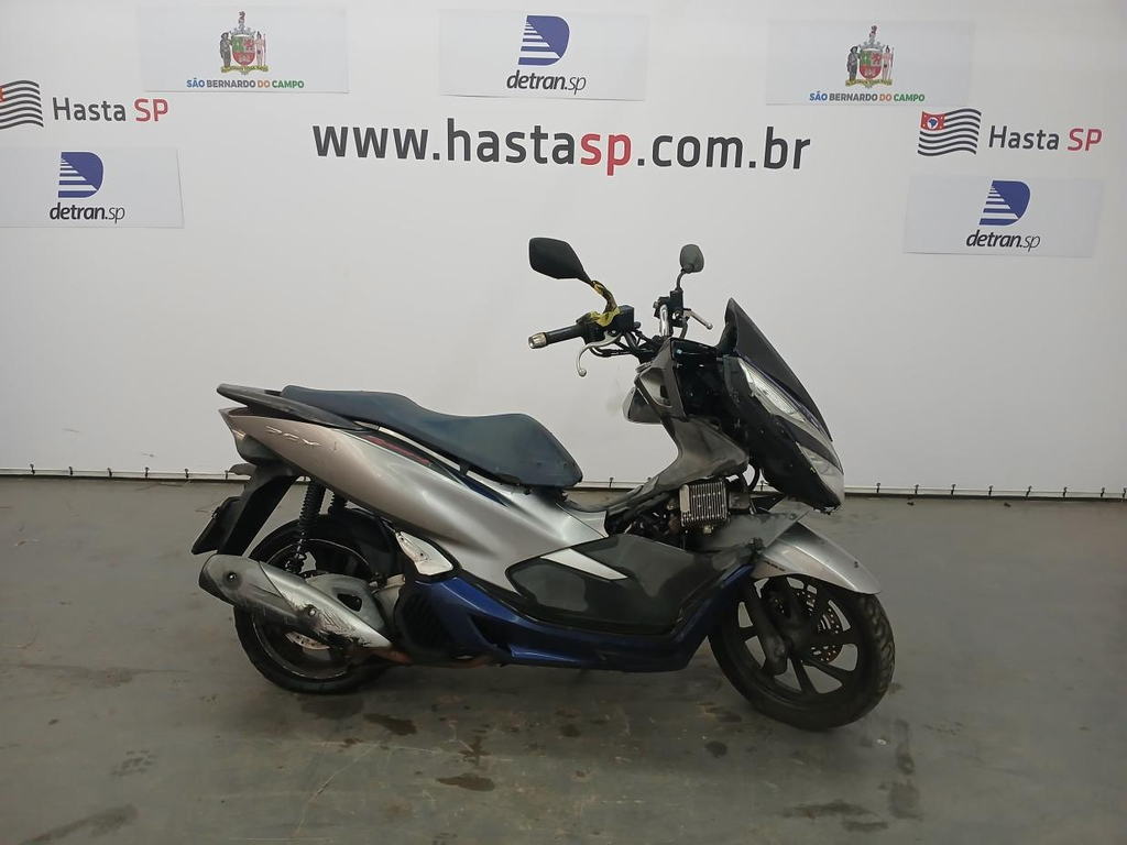 Foto de HONDA PCX 150 SPORT ABS PCX 150 SPORT ABS 2021 2021 PRATA