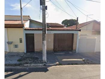 Foto de Casa em leilão no bairro Vila Ester em São José Dos Campos - SP