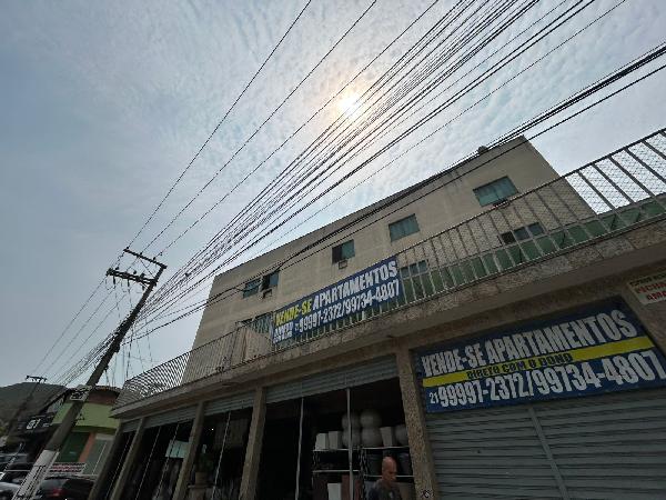 Foto de Comercial em leilão em São Gonçalo - RJ