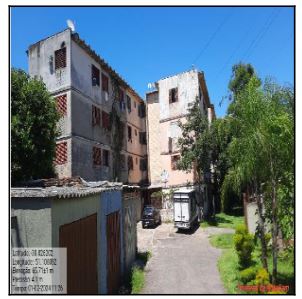Foto de Apartamento em leilão no bairro Rubem Berta em Porto Alegre - RS