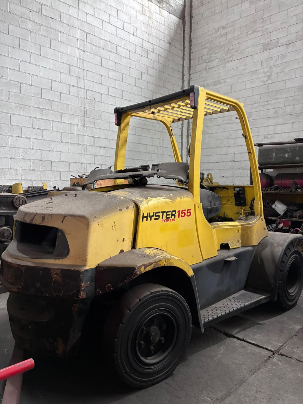 Foto de Empilhadeira Hyster 155ft - Ano 2010