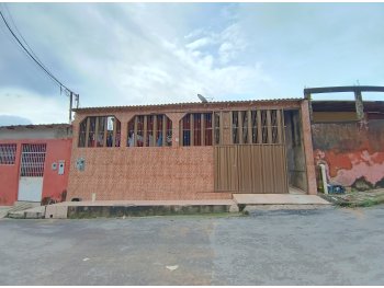 Foto de Casa em leilão no bairro Jorge Teixeira em Manaus - AM
