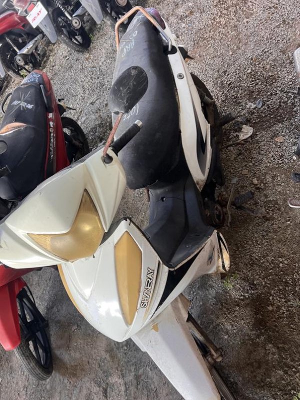 Foto de I/SHINERAY XY 50 Q, ANO/MOD 2013/2014, COR BRANCA, COMBUSTIVEL GASOLINA, PLACA 1 EMPLAC - N/I, RENAVAM N/I, ID CHASSI LXYXCBL09E0510933, ID