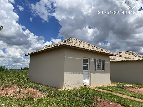 Foto de Casa em leilão no Residencial Maria Clara 2 em São José Do Rio Preto - SP