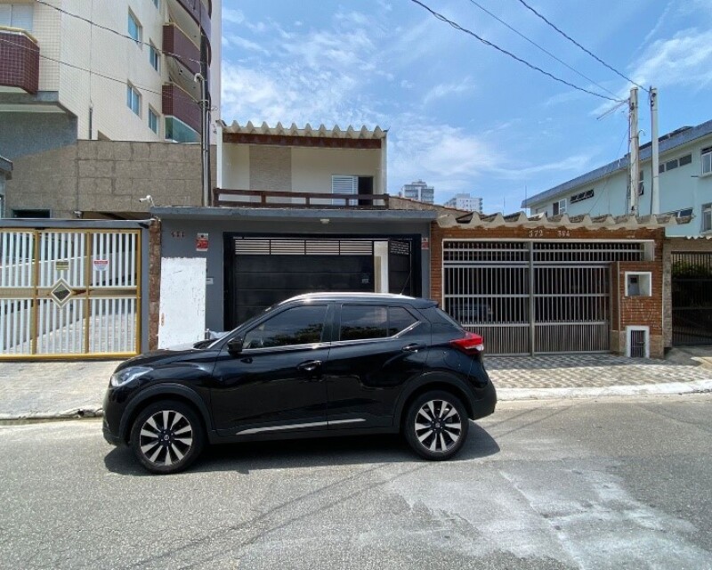 Foto de Terreno em leilão no bairro Ocian em Praia Grande - SP